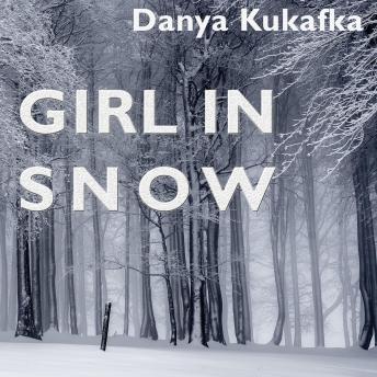 [German] - Girl in Snow: Wer bist du, wenn niemand dich beobachtet?