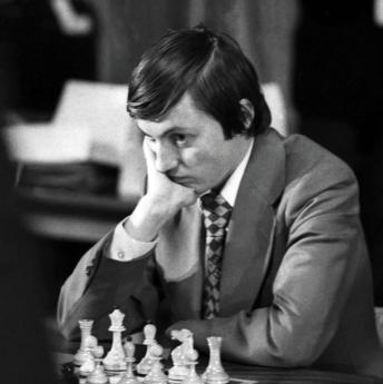 [Spanish] - Campeonato Mundial de Ajedrez en 1986 entre Garry Kasparov y Anatoly Karpov: Victorias de Anatoly Karpov